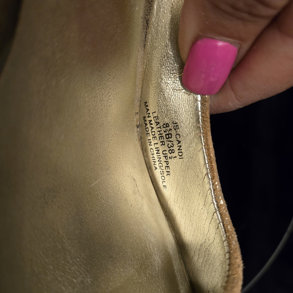 Jessica Simpson Gold Glitter Platform Pumps - Picture 6 of 7